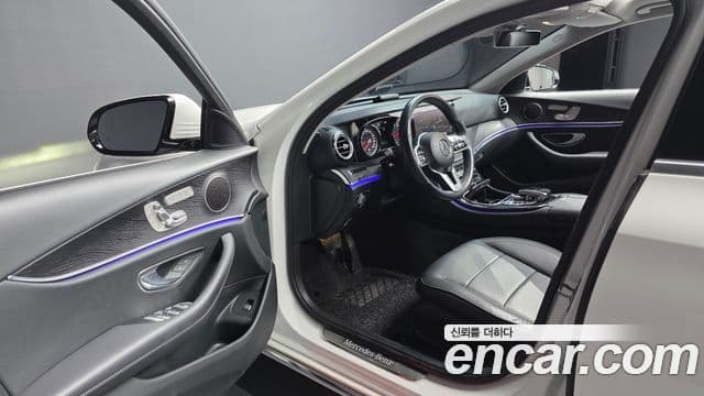 Mercedes-Benz E-Class 2019 — Şəkil 10/20