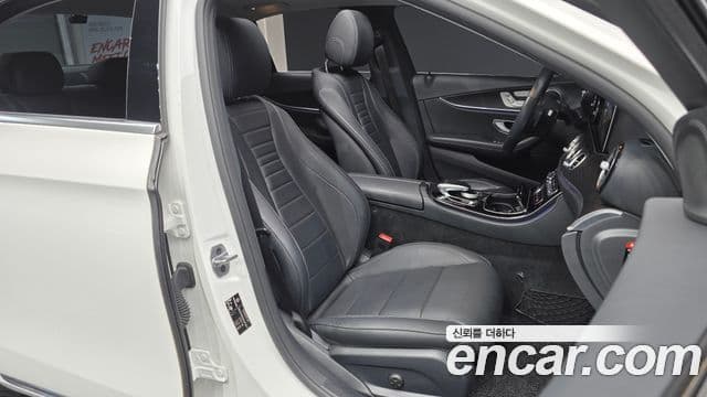 Mercedes-Benz E-Class 2019 — Şəkil 12/20