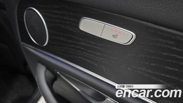 Mercedes-Benz E-Class 2019 — Şəkil 19/20