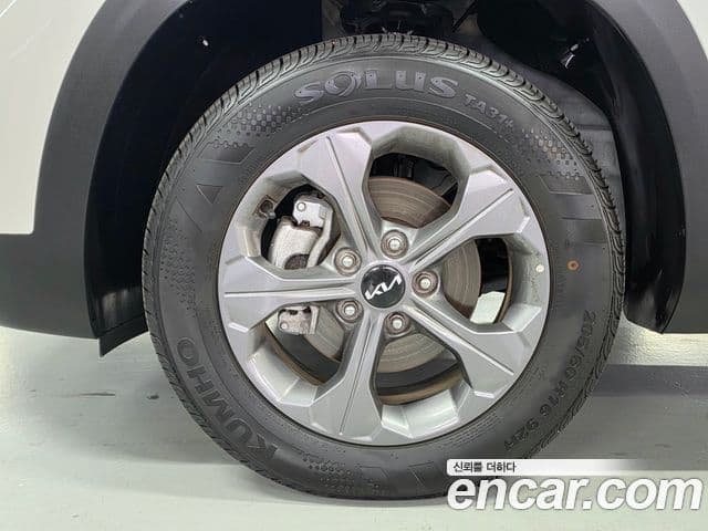 Kia Seltos 2025 — Şəkil 16/20