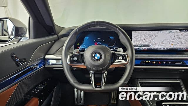BMW 7 Series 2024 — ფოტო 13/20