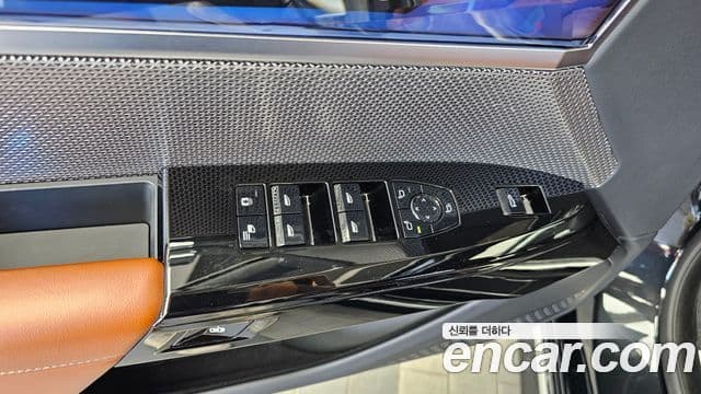 BMW 7 Series 2024 — Photo 3/36