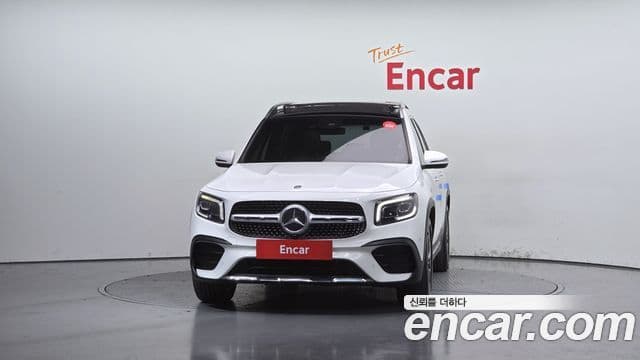 Mercedes-Benz GLB-Class 2021 — Şəkil 3/20