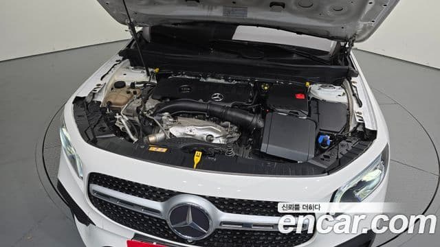 Mercedes-Benz GLB-Class 2021 — Şəkil 6/20