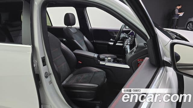Mercedes-Benz GLB-Class 2021 — Şəkil 11/20