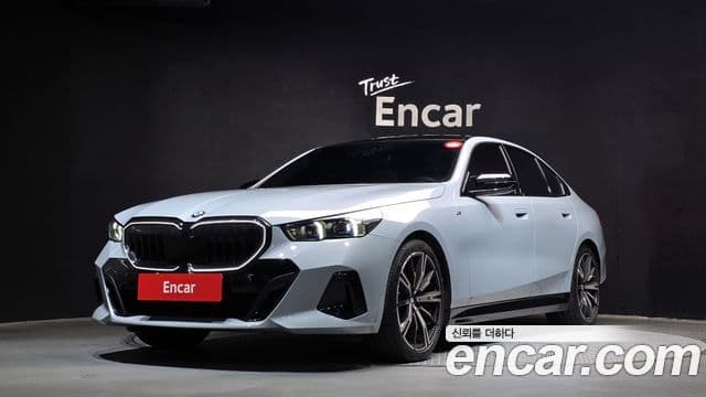 BMW 5 Series 2024 — Şəkil 1/20