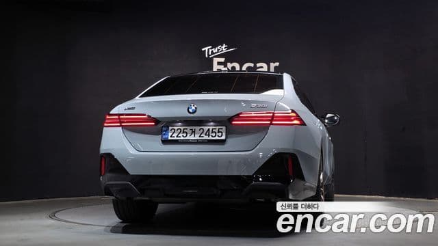 BMW 5 Series 2024 — Şəkil 4/20