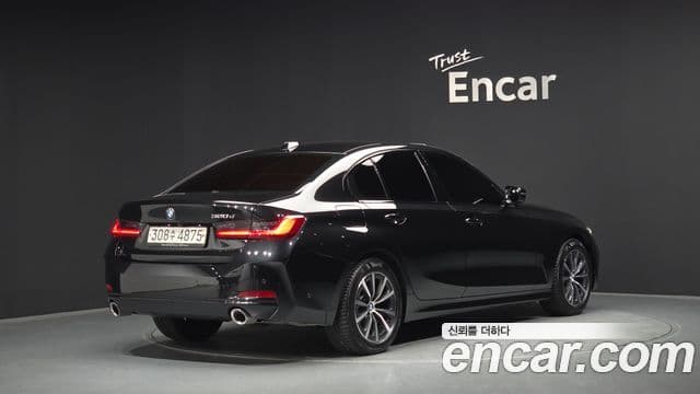 BMW 3 Series 2023 — Şəkil 2/20