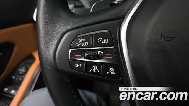 BMW 3 Series 2023 — ფოტო 3/34