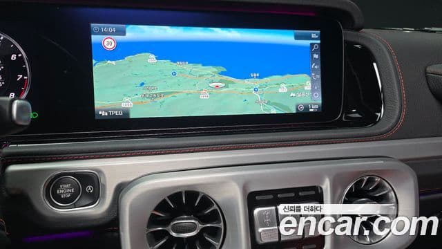 Mercedes-Benz G-Class 2019 — Şəkil 16/20