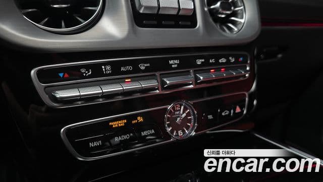 Mercedes-Benz G-Class 2019 — Şəkil 18/20