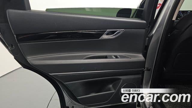 Genesis GV80 2022 — Photo 26/34