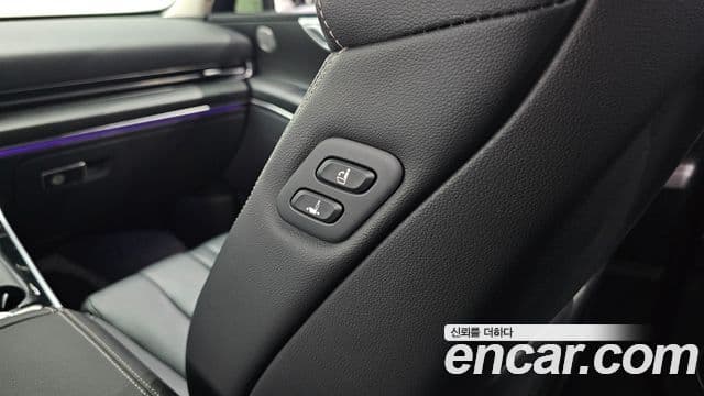 Genesis GV80 2022 — Photo 16/34