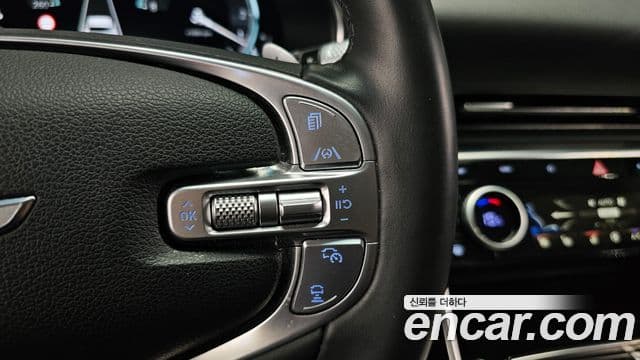 Genesis GV80 2022 — Photo 32/34