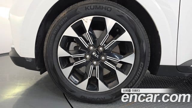 Kia Carnival 2020 — Фото 5/20