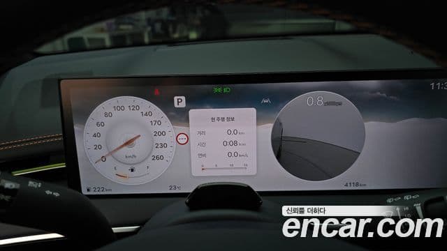 Genesis GV70 2025 — ფოტო 8/20