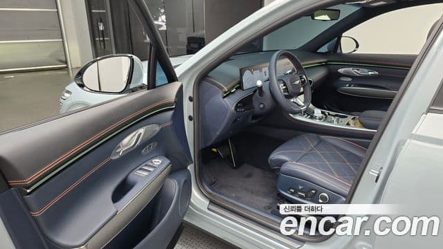 Genesis GV70 2025 — ფოტო 10/20