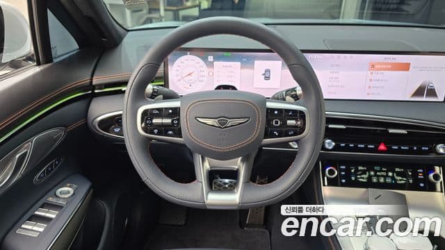 Genesis GV70 2025 — ფოტო 13/20