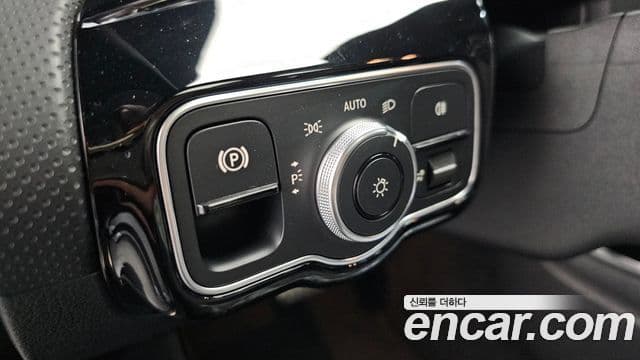 Mercedes-Benz CLA-Class 2023 — ფოტო 7/20