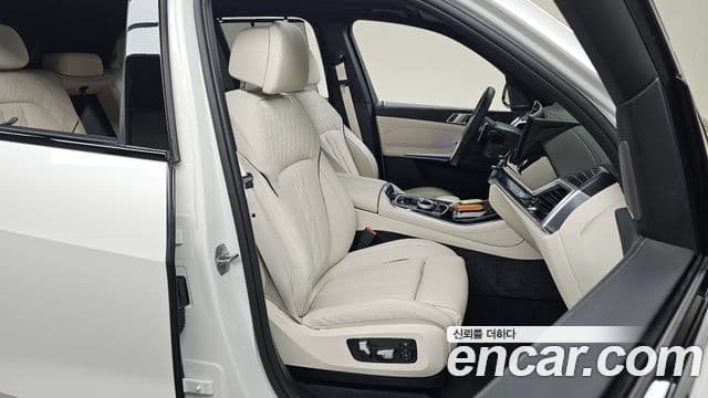 BMW X5 2025 — Photo 23/36