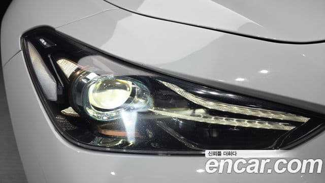 Genesis G70 2019 — ფოტო 18/35