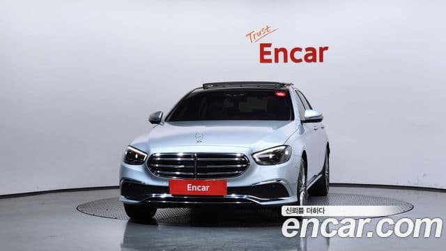 Mercedes-Benz E-Class 2023 — Şəkil 3/20