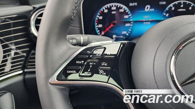 Mercedes-Benz E-Class 2023 — Şəkil 18/20