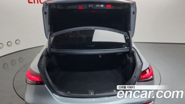 Mercedes-Benz E-Class 2023 — Şəkil 20/20