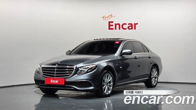 Mercedes-Benz E-Class 2019 — Şəkil 1/20