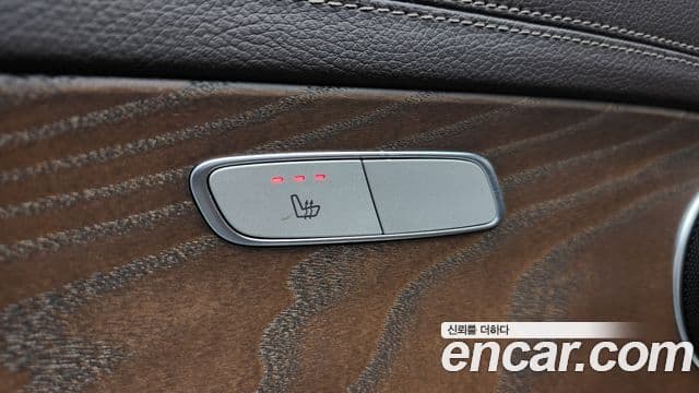 Mercedes-Benz E-Class 2019 — Şəkil 12/20