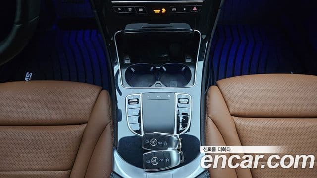 Mercedes-Benz GLC-Class 2022 — Şəkil 7/20