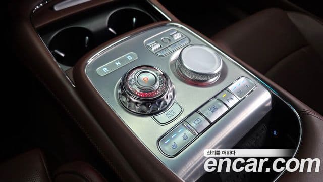 Genesis G90 2022 — Şəkil 9/20