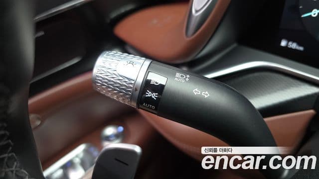 Genesis G90 2022 — Photo 25/33