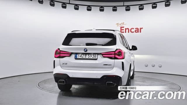 BMW X3 2022 — ფოტო 4/20
