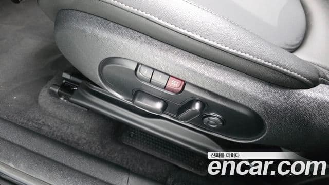 Mini Cooper Countryman 2020 — Photo 2/41