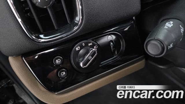 Mini Cooper Countryman 2020 — Photo 12/41