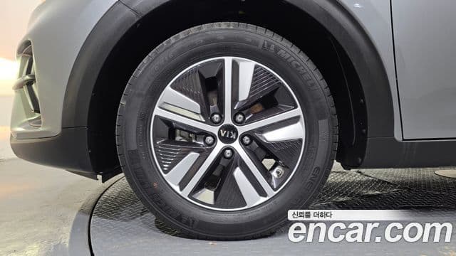 Kia Niro 2019 — Şəkil 5/20