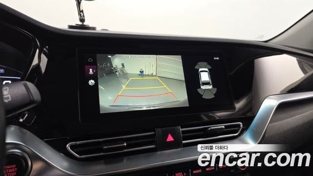 Kia Niro 2019 — Şəkil 17/20