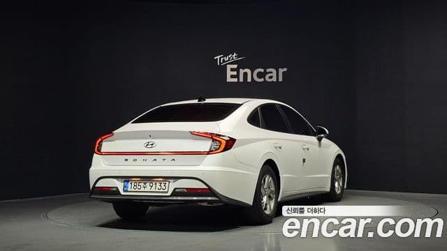 Hyundai Sonata Hybrid 2019 — Şəkil 31/32