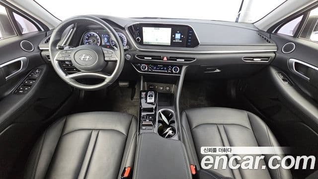 Hyundai Sonata Hybrid 2019 — Şəkil 24/32