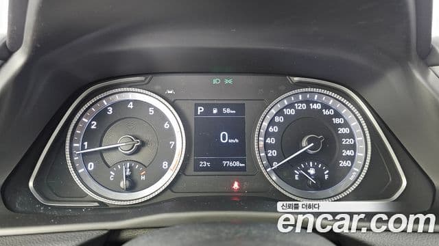 Hyundai Sonata Hybrid 2019 — Şəkil 25/32
