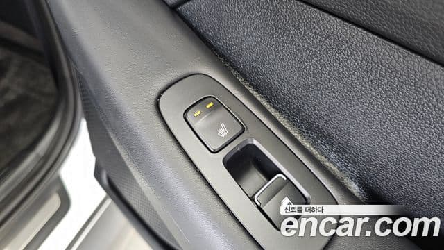 Hyundai Sonata Hybrid 2019 — Şəkil 20/32