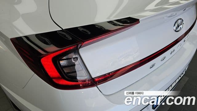 Hyundai Sonata Hybrid 2019 — Şəkil 2/32