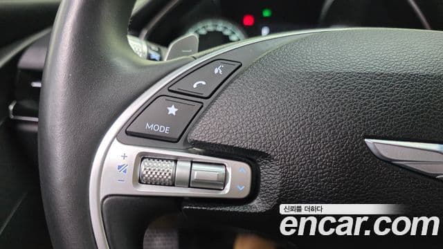Genesis G80 2022 — Photo 28/31