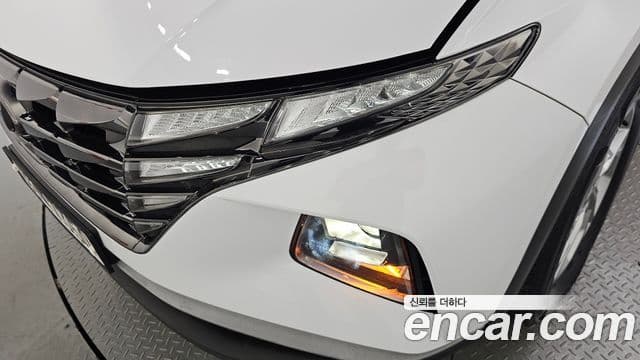 Hyundai Tucson Hybrid 2021 — Photo 9/31