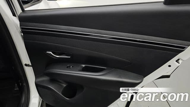 Hyundai Tucson Hybrid 2021 — Photo 21/31