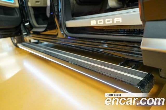 Kia Carnival 2024 — ფოტო 19/20