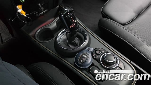 Mini Cooper Countryman 2024 — Фото 9/20