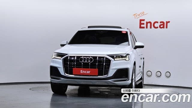 Audi Q7 2020 — ფოტო 3/20