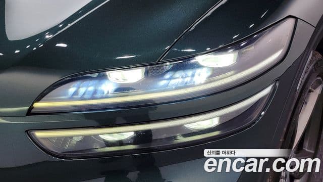 Genesis GV70 2021 — Şəkil 15/39